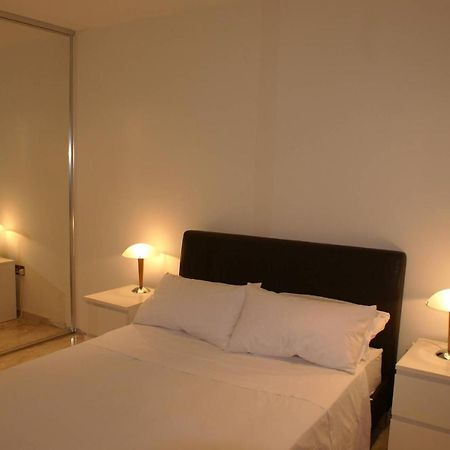 Amathusia Beach Apartment Limassol Exteriör bild